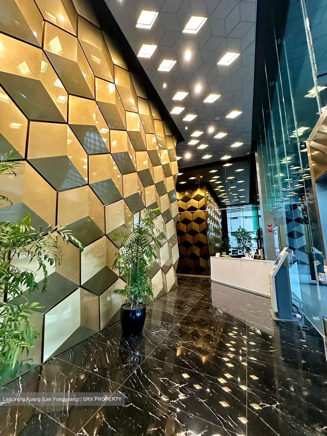 Centrium Square (D8), Office #541303261